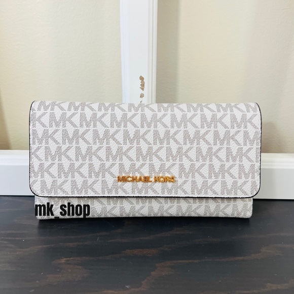 Michael Kors Jet Set Travel Large Trifold Wallet - Picture 3 of 16